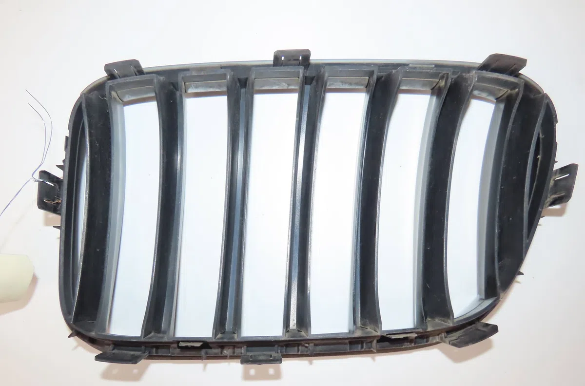 Grille calandre d Bmw X3 (F25) Xdrive 20 d (2010-2014) occasion