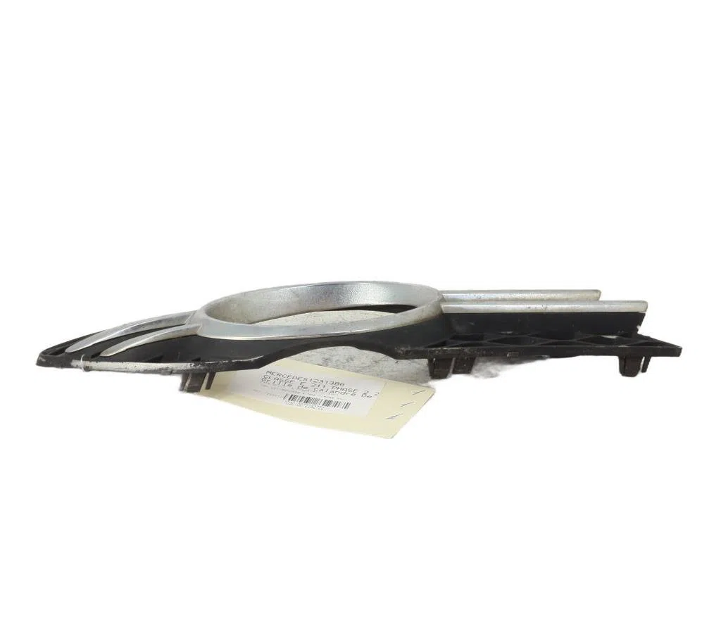 Grille calandre d Mercedes-benz CLASSE E (W211) E 280 cdi (211.020) (2005-2008) occasion