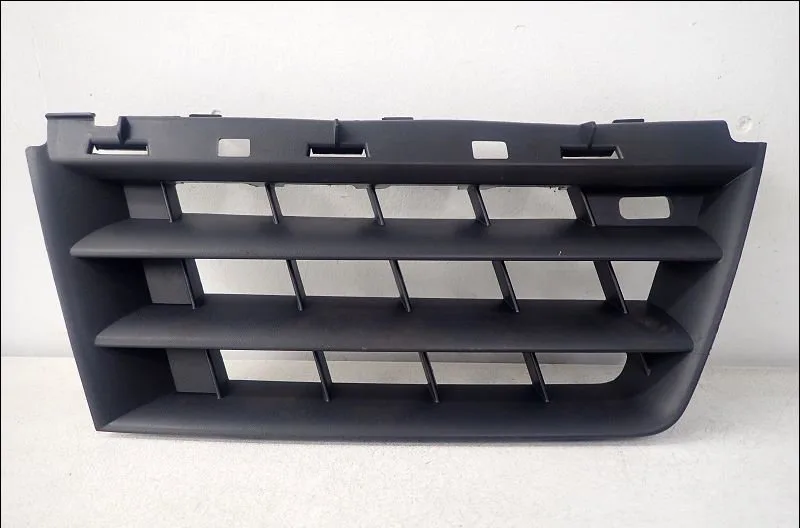 Grille calandre d Renault SCÉNIC II (JM0-1_) 1.9 dci (jm0g, jm12, jm1g, jm2c) (2003-2006) occasion