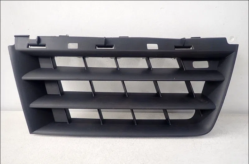Grille calandre d Renault SCÉNIC II (JM0-1_) 1.9 dci (jm0g, jm12, jm1g, jm2c) (2003-2006) occasion