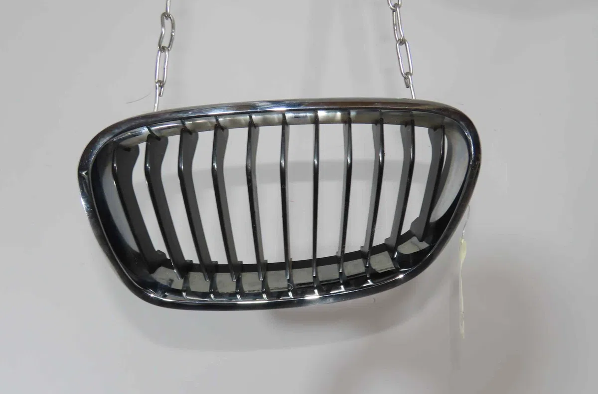 Grille calandre g B.M.W. SERIE 1 II occasion