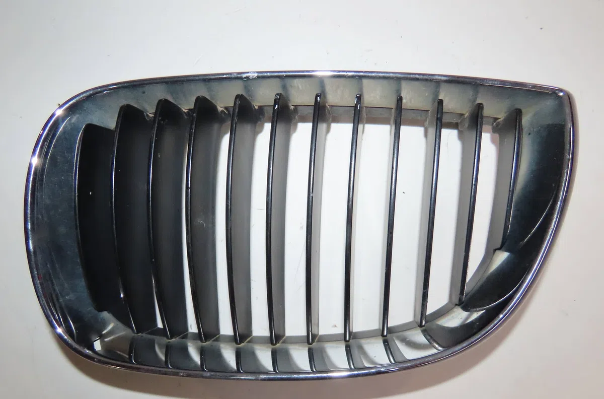 Grille calandre g Bmw 1 (E81) 118 d (2006-2011) occasion