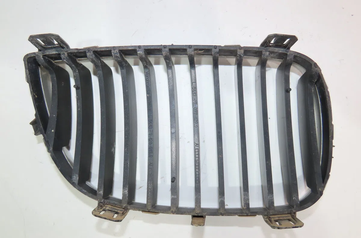 Grille calandre g Bmw 1 (E81) 118 d (2006-2011) occasion