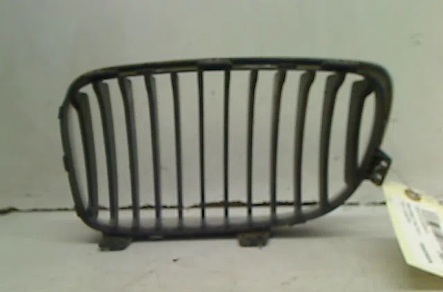 Grille calandre g Bmw 1 (E87) 118 d (2004-2007) 5 portes occasion