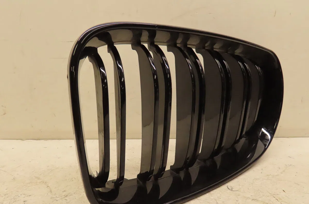 Grille calandre g Bmw 1 (E87) 118 d (2004-2007) occasion