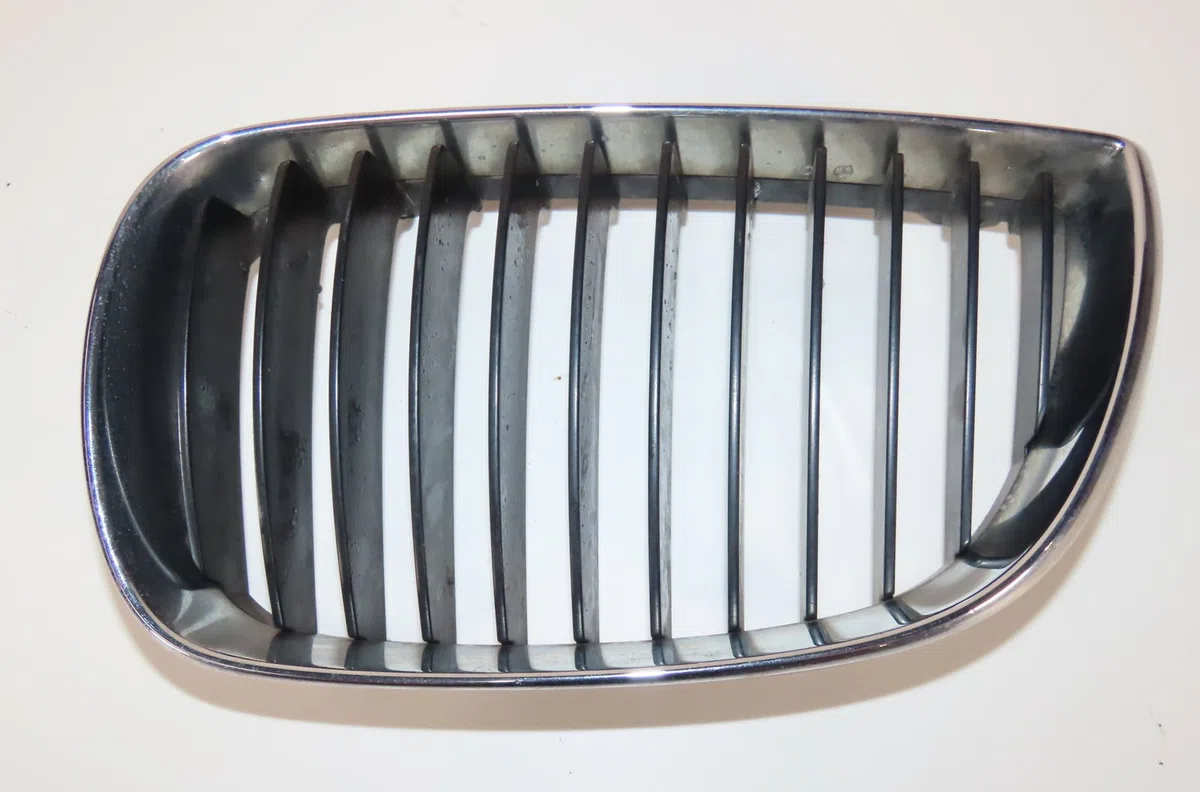 Grille calandre g Bmw 1 (E87) 120 d (2004-2011) occasion