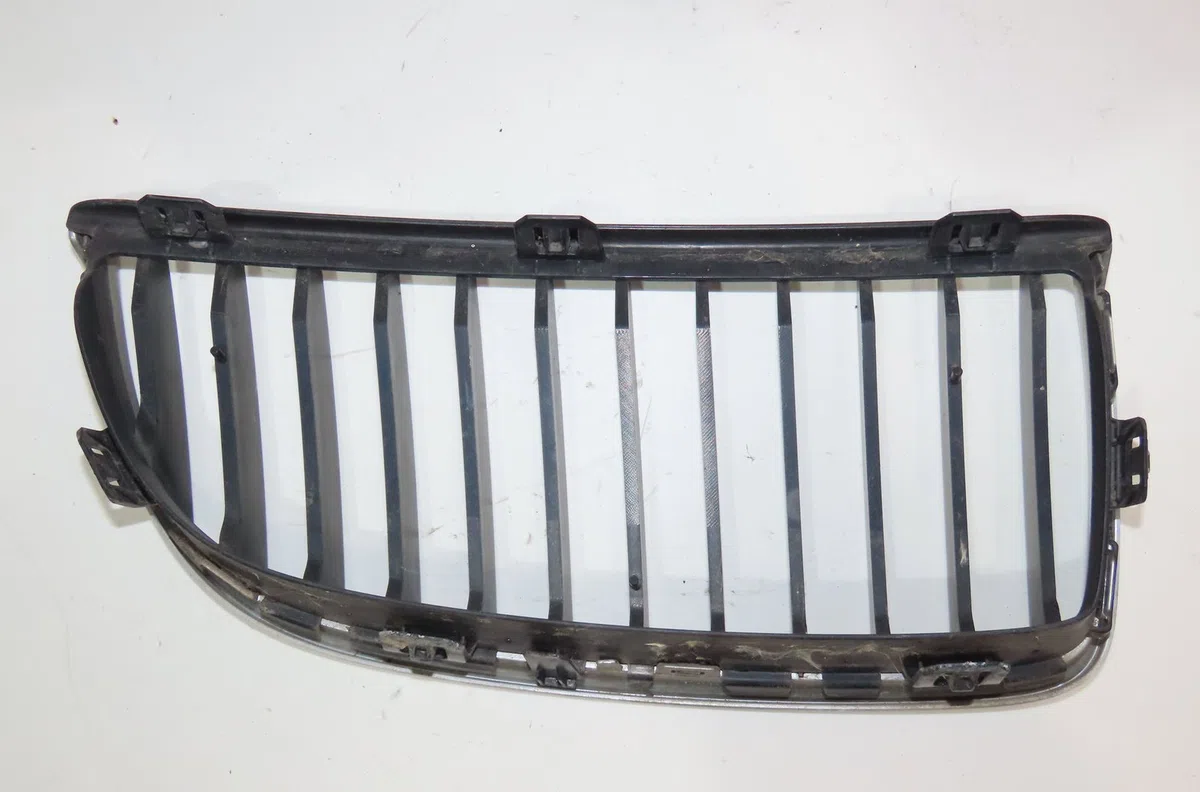 Grille calandre g Bmw 3 (E90) 318 d (2007-2011) occasion