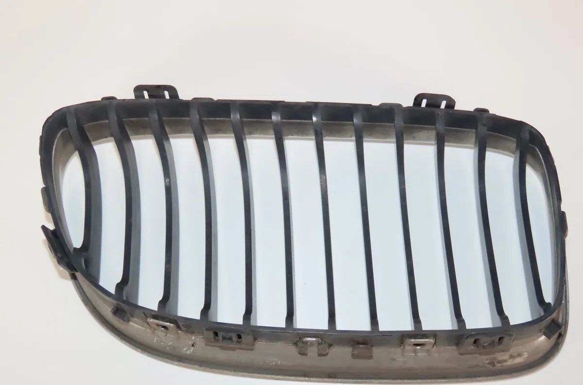 Grille calandre g Bmw 3 (E90) 330 d (2005-2008) occasion