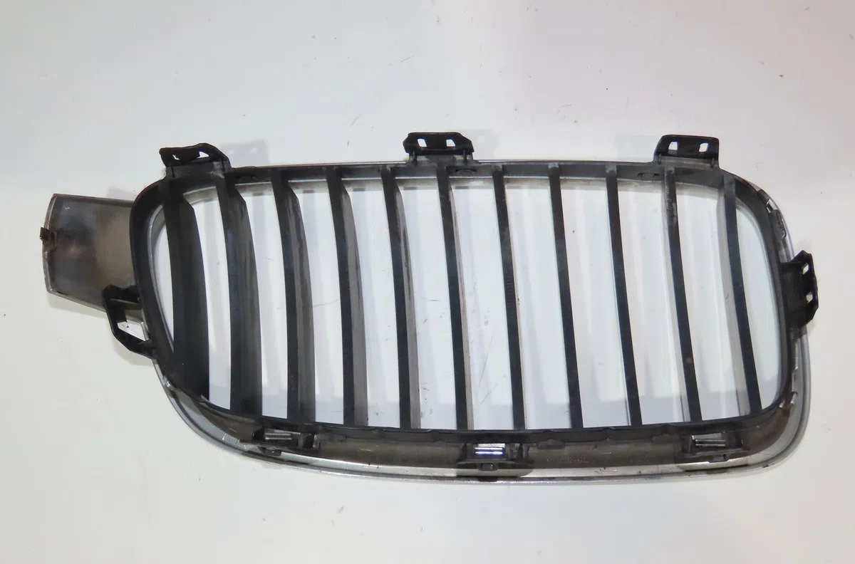 Grille calandre g Bmw 3 Touring (F31) 316 d (2012-2019) occasion