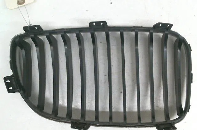 Grille calandre g BMW SERIE 1 occasion