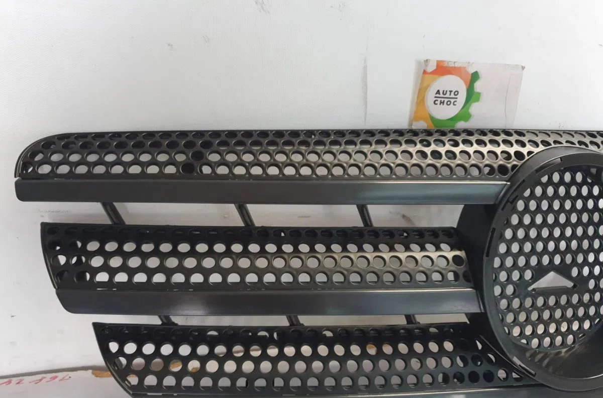 Grille calandre MERCEDES CLASSE M 163 PHASE 2 occasion