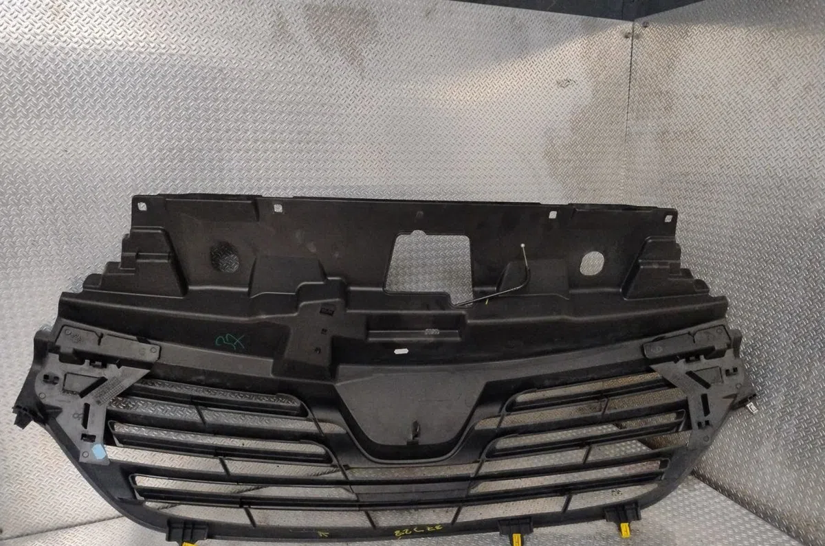 Grille calandre RENAULT TRAFIC 3  TRAFIC 3 LONG PHASE 2 occasion