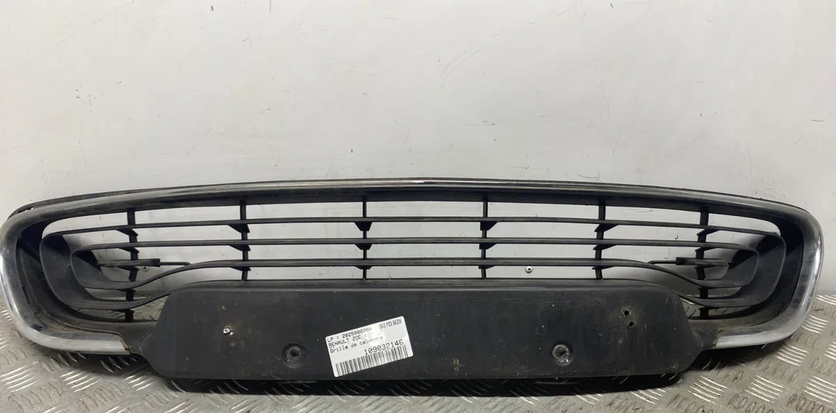 Grille calandre RENAULT ZOE 1 occasion