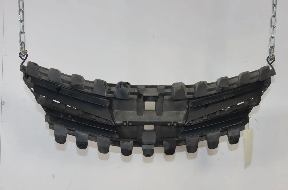 Grille calandre Toyota VERSO (_R2_) 2.0 d-4d (aur20_) (2009-2018) occasion