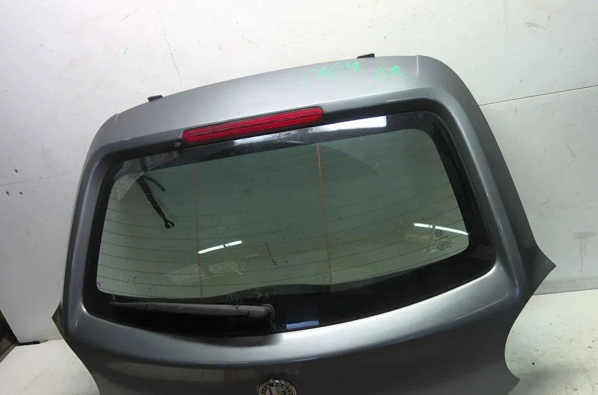 Hayon Alfa romeo MITO (955_) 1.6 jtdm (955axc1b) (2008-2015) occasion