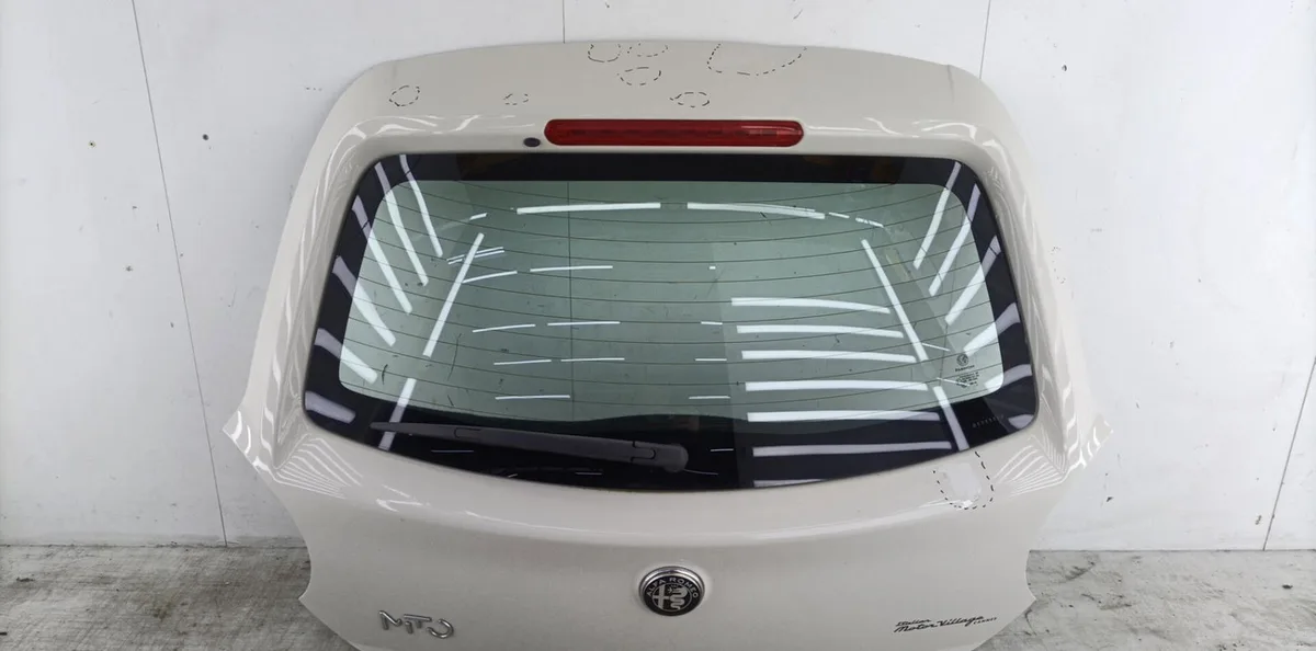 Hayon ALFA ROMEO MITO PHASE 1 occasion