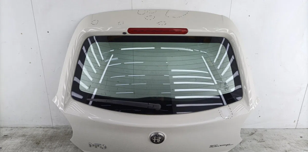 Hayon ALFA ROMEO MITO PHASE 1 occasion