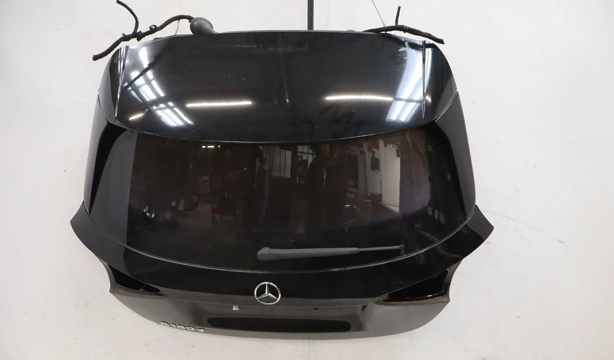 Hayon Mercedes-benz CLASSE A (W177) A 180 d (177.003) (2018) 5 portes occasion