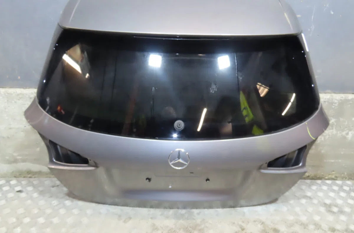 Hayon Mercedes-benz CLASSE A (W177) A 200 (177.087) (2018) occasion