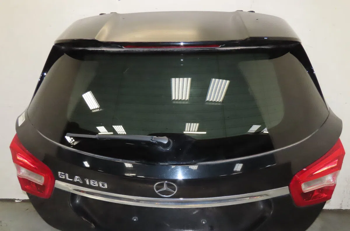 Hayon Mercedes-benz CLASSE GLA (X156) Gla 180 (156.942) (2015) occasion