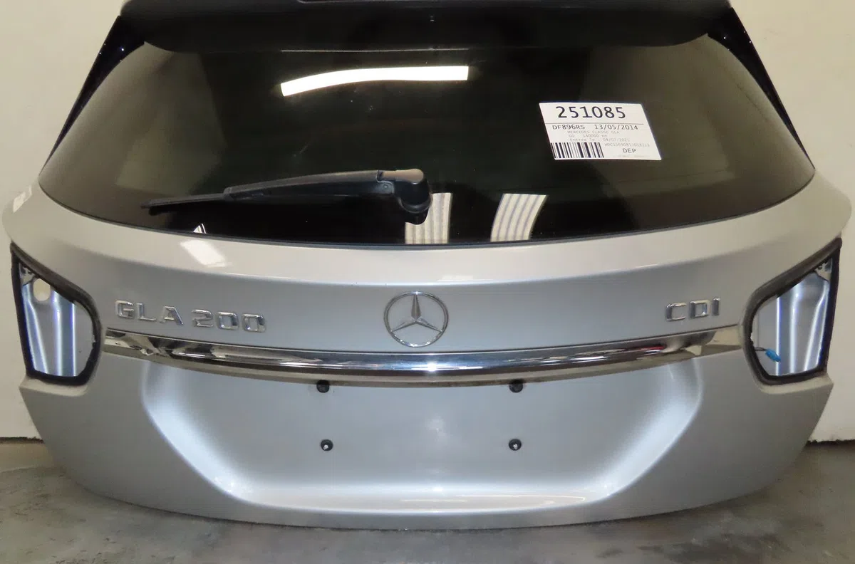 Hayon Mercedes-benz CLASSE GLA (X156) Gla 200 cdi - d (156.908) (2013) occasion