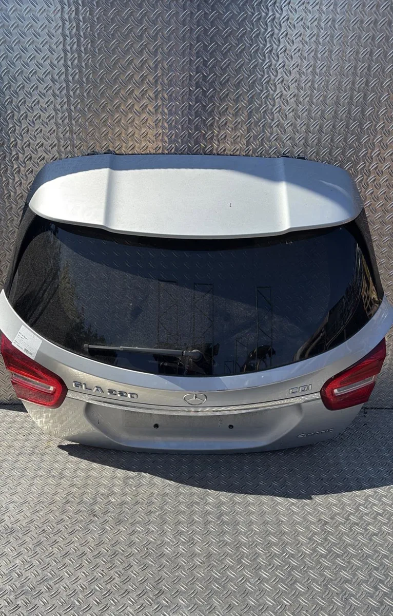 Hayon Mercedes-benz CLASSE GLA (X156) Gla 220 cdi 4-matic (156.905) (2013) occasion