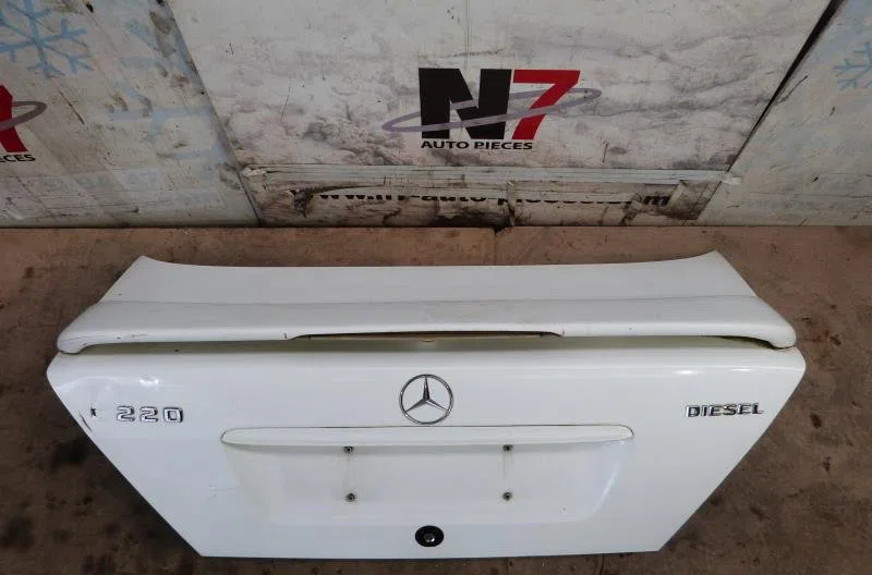 Hayon MERCEDES CLASSE C 202 PHASE 1 occasion