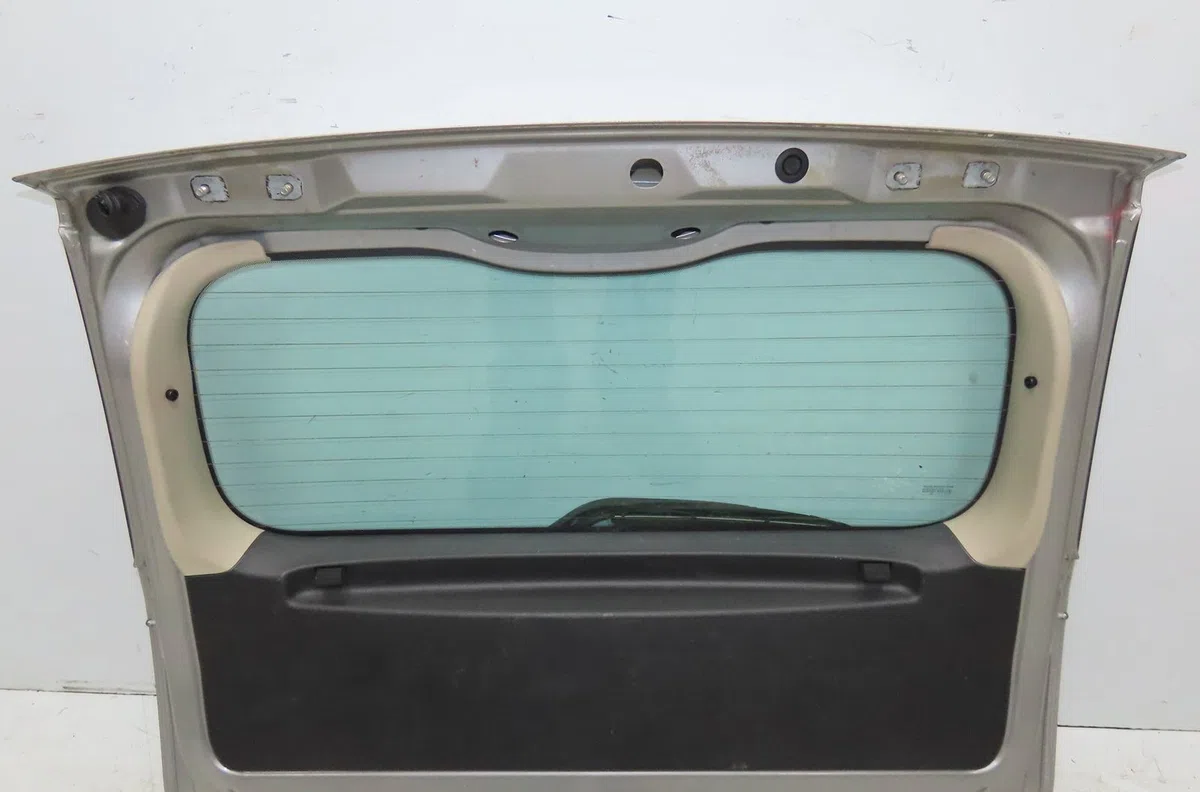 Hayon Nissan NOTE (E11, NE11) 1.6 (2006-2012) occasion