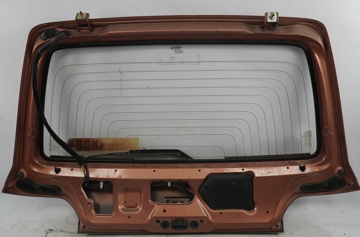 Hayon Renault CLIO I (B-C57_, 5-357_) 1.4 (b-c57t, b-c57y) (1991-1998) occasion