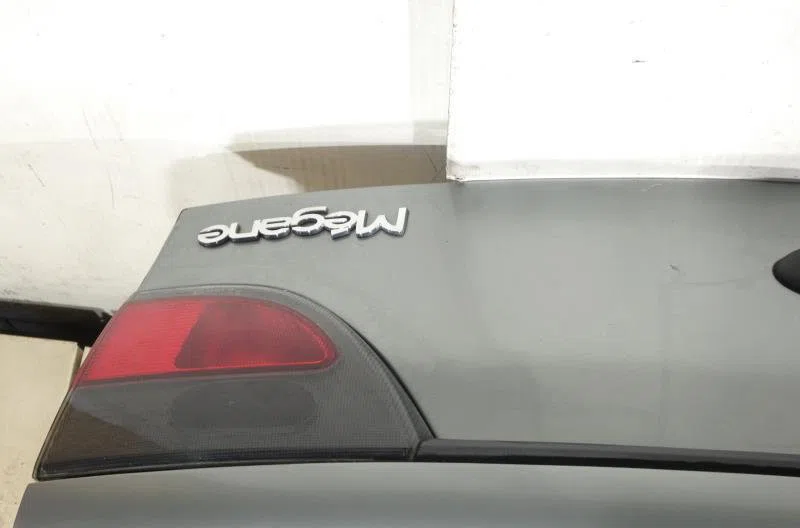 Hayon RENAULT MEGANE 1 PHASE 1 occasion