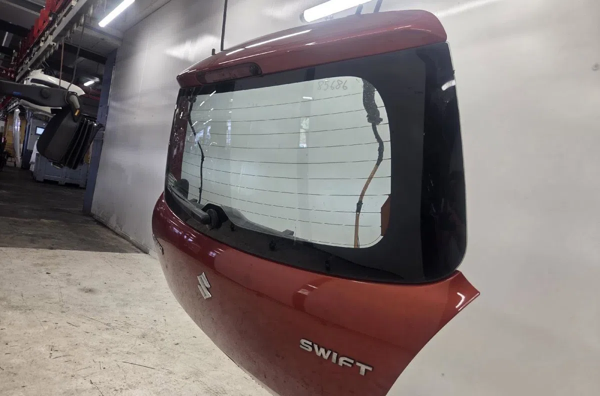 Hayon SUZUKI SWIFT 3 occasion