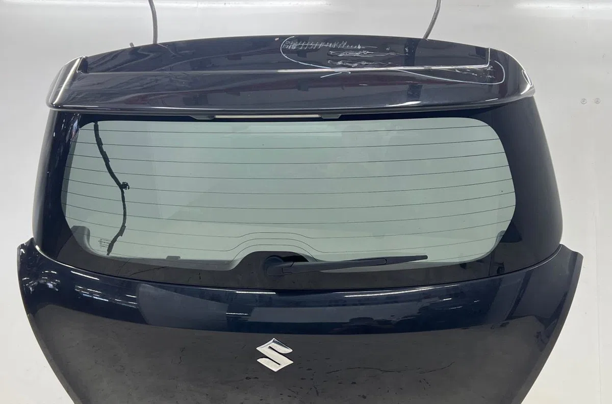 Hayon SUZUKI SWIFT 4 occasion