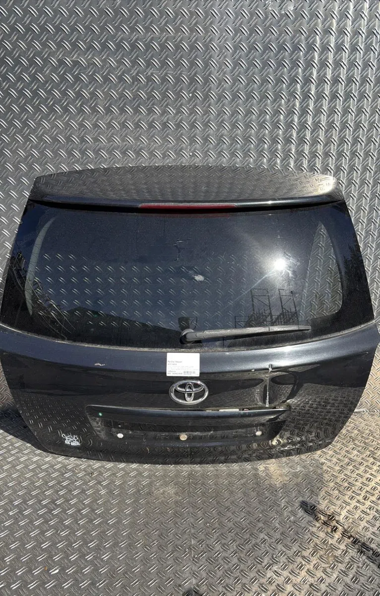 Hayon Toyota AVENSIS Break (_T25_) 2.2 d-cat (adt251_) (2005-2008) occasion