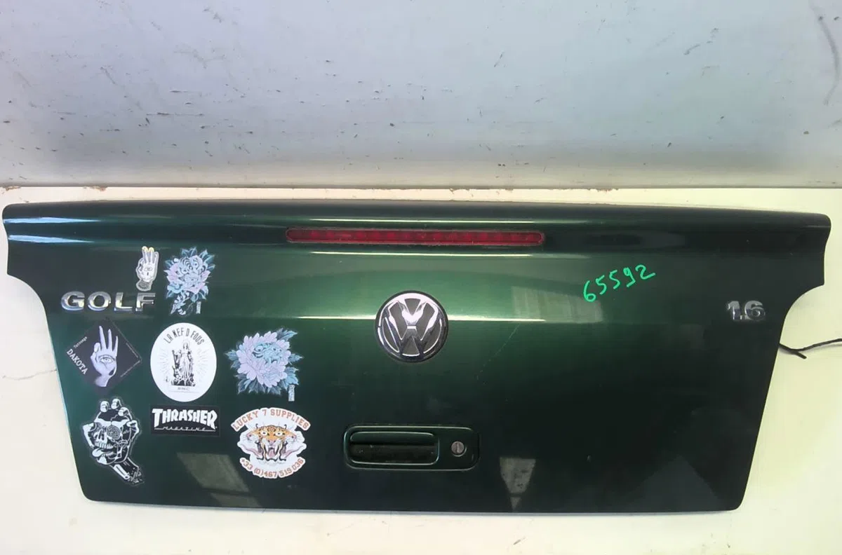 Hayon VOLKSWAGEN GOLF 4 CABRIOLET occasion