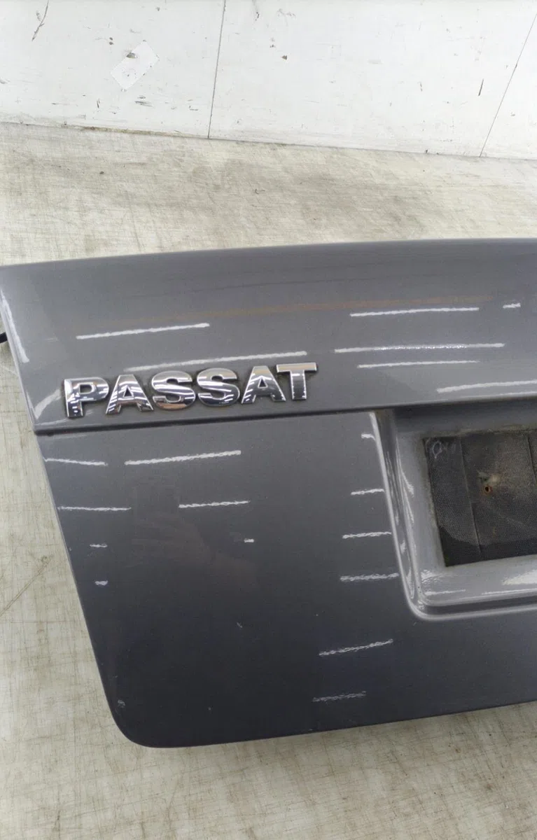 Hayon VOLKSWAGEN PASSAT 4 PHASE 2 occasion