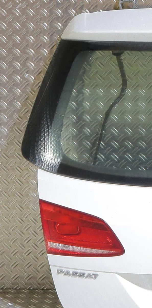 Hayon VOLKSWAGEN PASSAT 6 BREAK occasion
