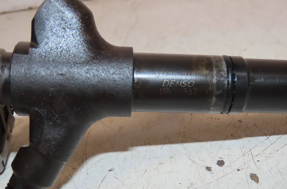 Injecteur 1 Toyota RAV 4 III (_A3_) 2.2 d 4wd (ala30_) (2006-2012) occasion