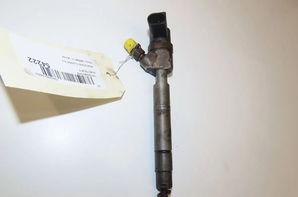 Injecteur 5 Mercedes-benz CLASSE E Break (S210) E 270 t cdi (210.216) (1999-2003) occasion