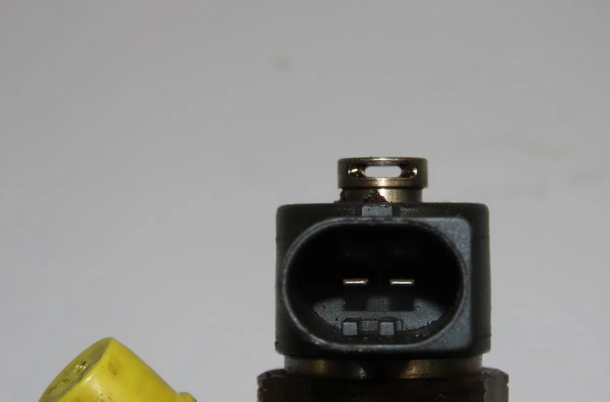 Injecteur 5 Mercedes-benz CLASSE E (W210) E 320 cdi (210.026) (1999-2002) occasion