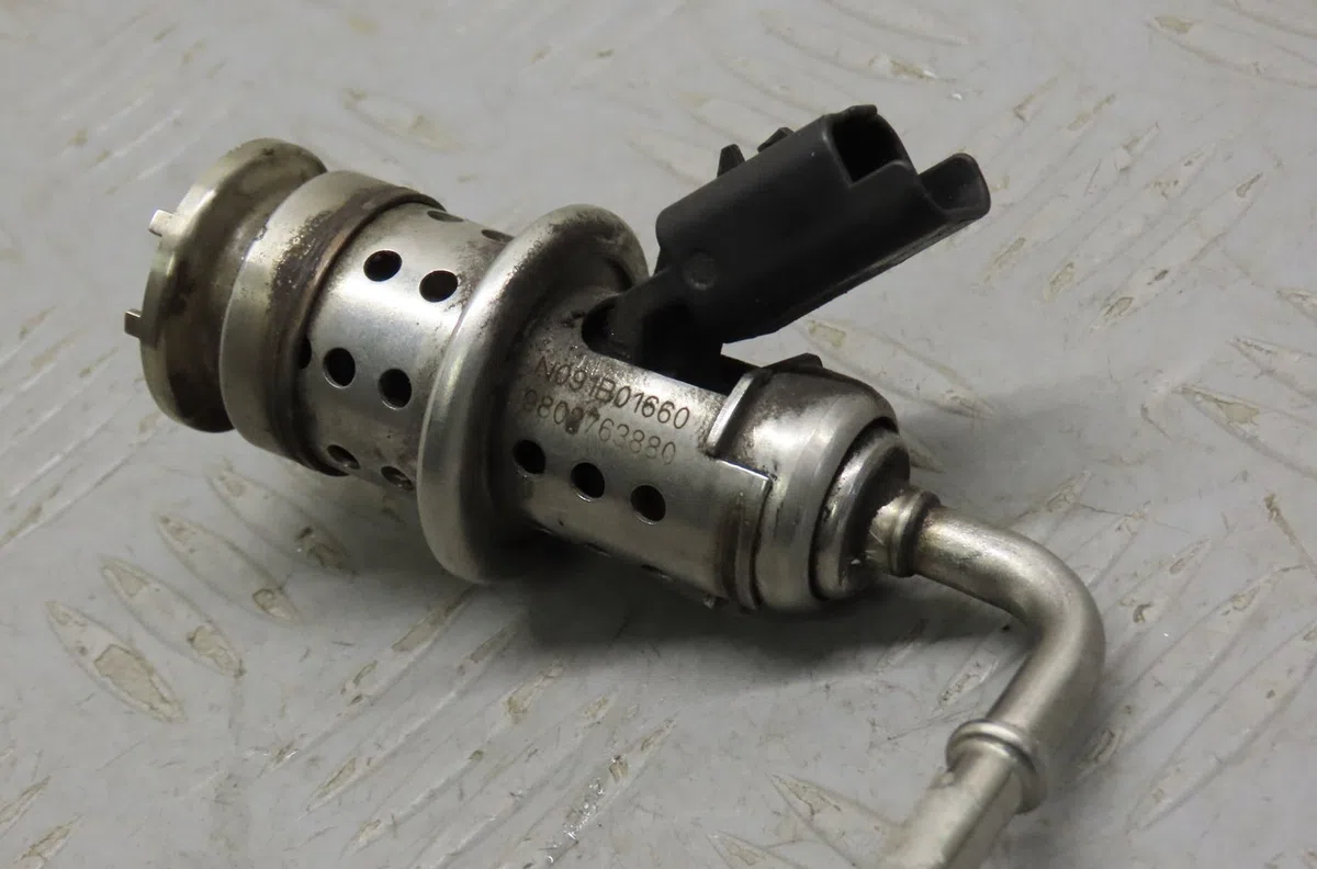 Injecteur ad blue Peugeot 308 SW II (LC_, LJ_, LR_, LX_, L4_) 1.6 bluehdi 100 (2014-2021) occasion