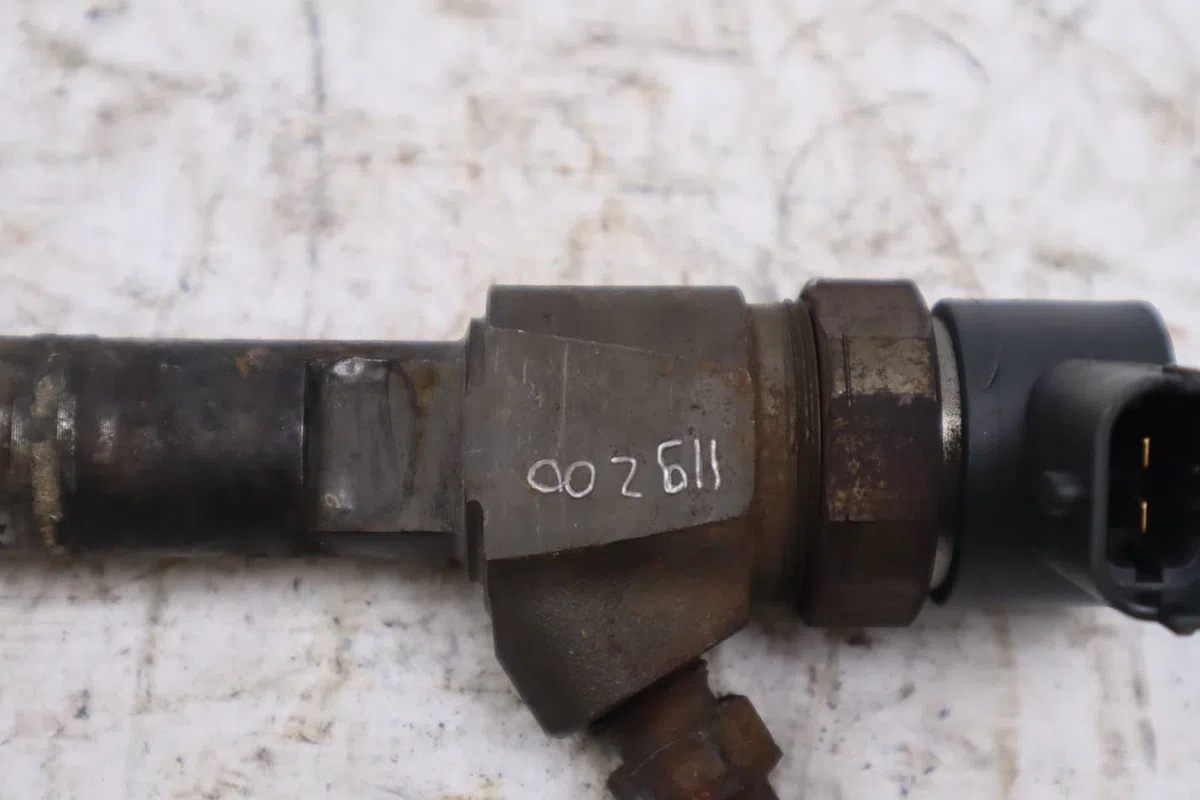 Injecteur Alfa romeo 147 (937_) 1.9 jtdm 16v (937.axn1b, 937.bxn1b) (2004-2010) occasion
