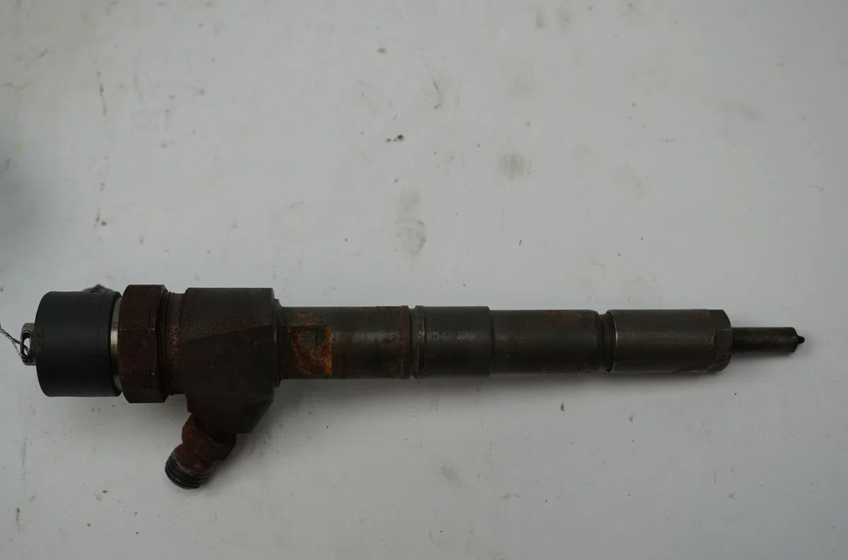 Injecteur Alfa romeo GT (937_) 1.9 jtd (937cxn1b) (2003-2010) 3 portes occasion