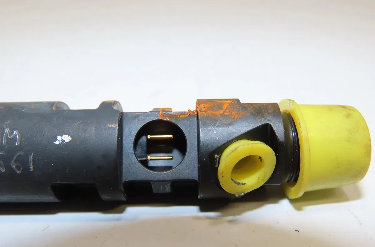 Injecteur Citroen DS5 2.0 hdi 200 hybrid4 traction intégrale (2011-2015) occasion