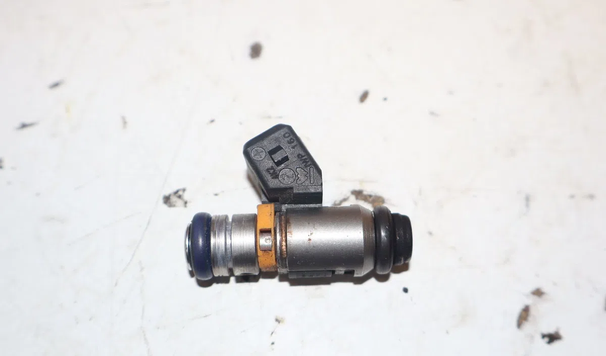 Injecteur Fiat 500 (312_) 1.2 (312axa1a) (2007) 3 portes occasion