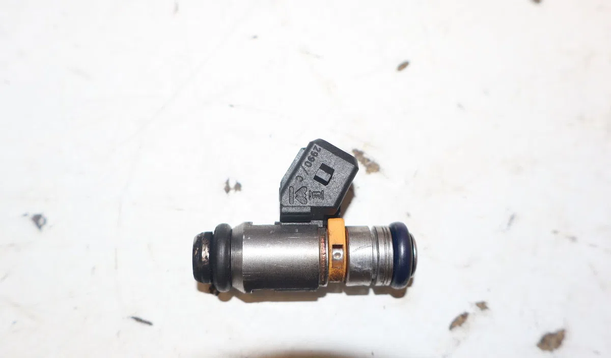 Injecteur Fiat PANDA (169_) 1.2 (169axf2a, 169axf1a) (2010-2013) occasion