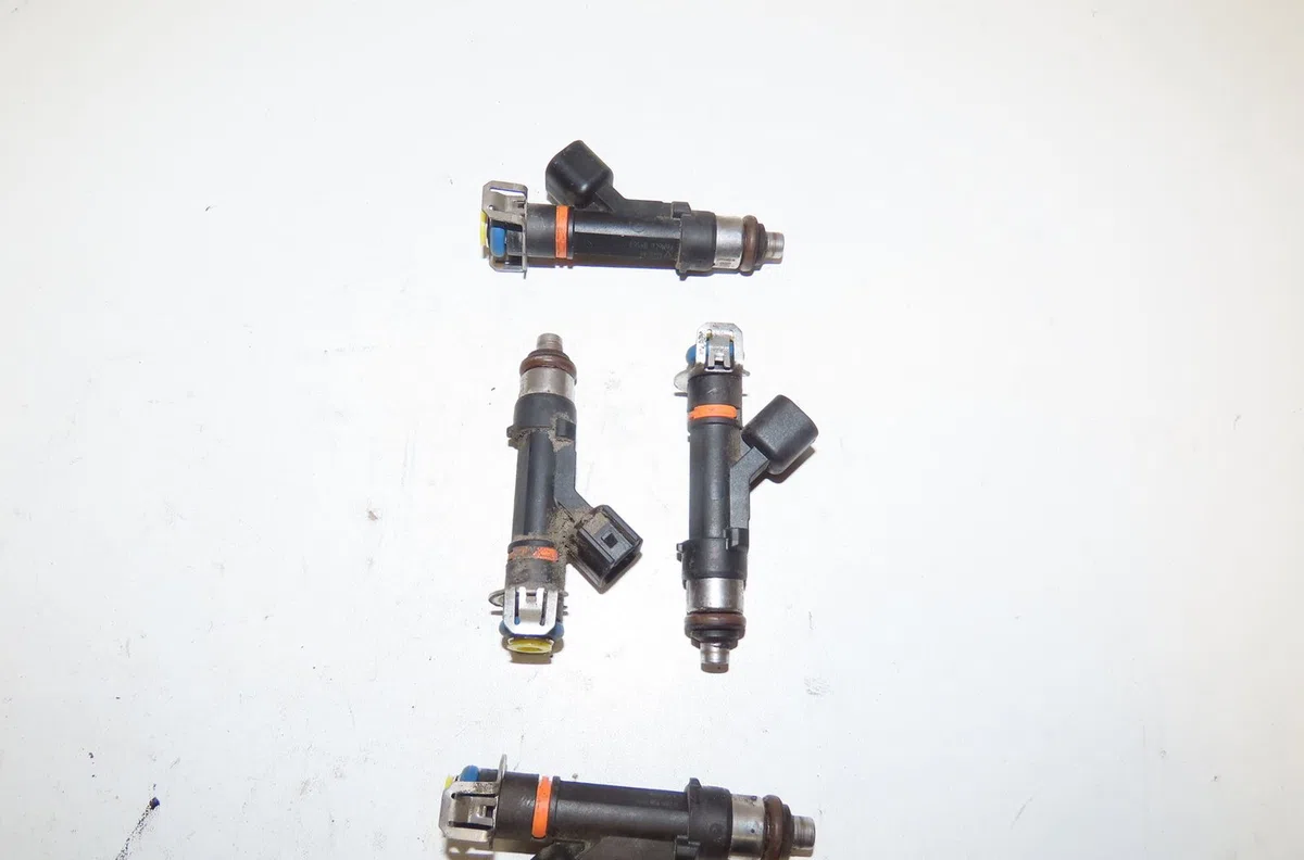 Injecteur Ford MONDEO V A trois volumes (CD) 2.0 hybrid (2014) occasion