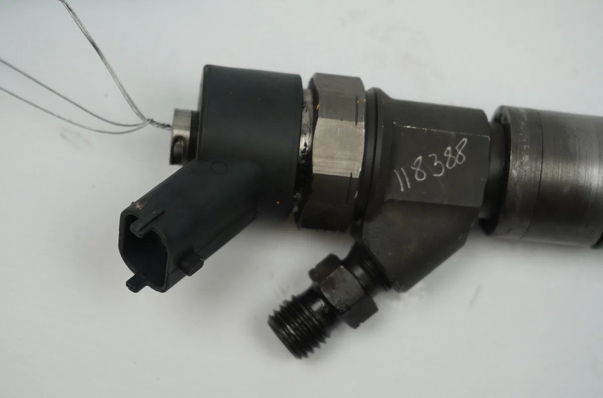 Injecteur Land rover FREELANDER I (L314) 2.0 td4 4x4 (2000-2006) occasion