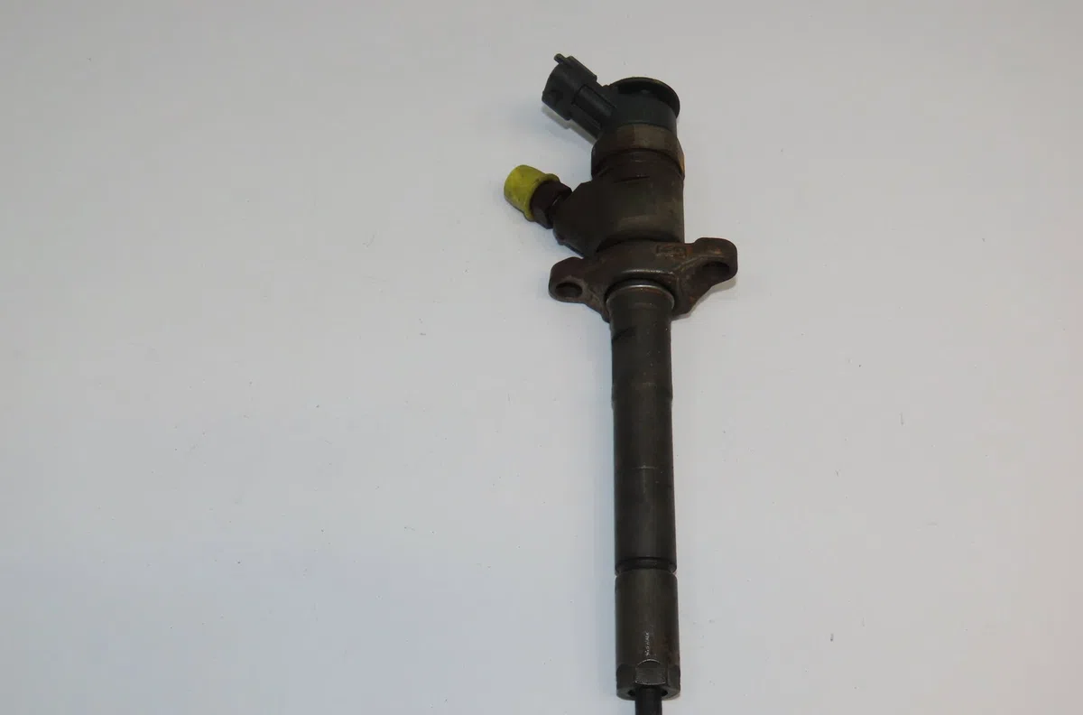 Injecteur Mercedes-benz CLASSE B Sports Tourer (W245) B 180 cdi (245.207) (2005-2011) 5 portes occasion