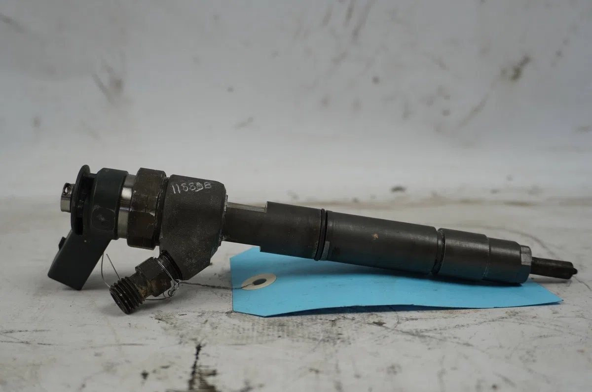 Injecteur Mercedes-benz CLASSE B Sports Tourer (W245) B 180 cdi (245.207) (2005-2011) 5 portes occasion