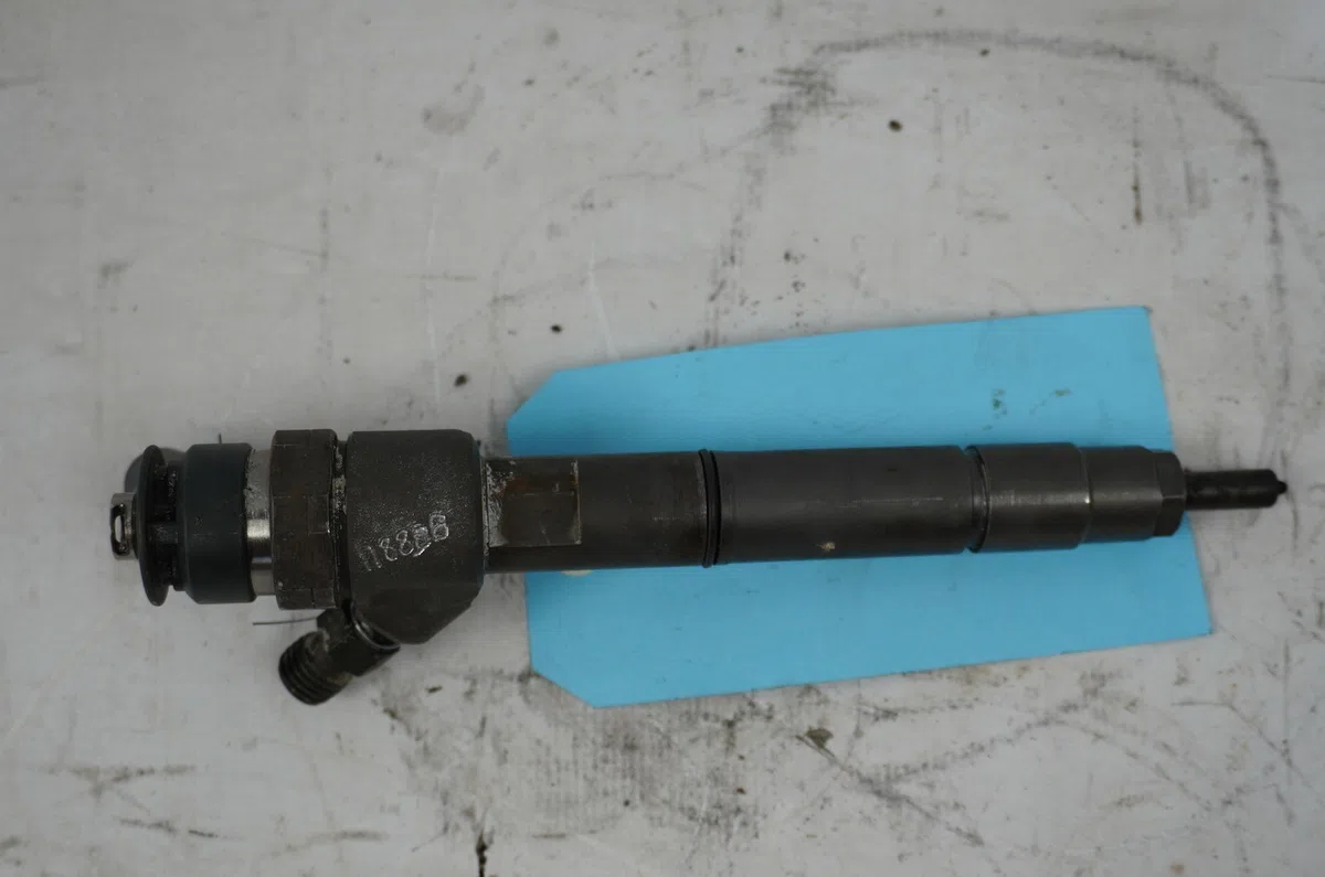 Injecteur Mercedes-benz CLASSE B Sports Tourer (W245) B 180 cdi (245.207) (2005-2011) 5 portes occasion
